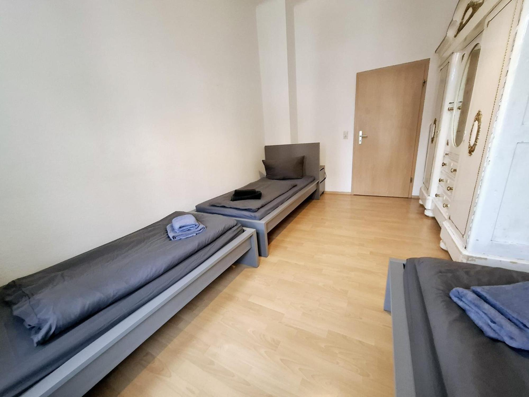 Altbauwohnung Direkt An Der Karli Mit Balkon - Netflix Inklusive Leipzig Exterior photo