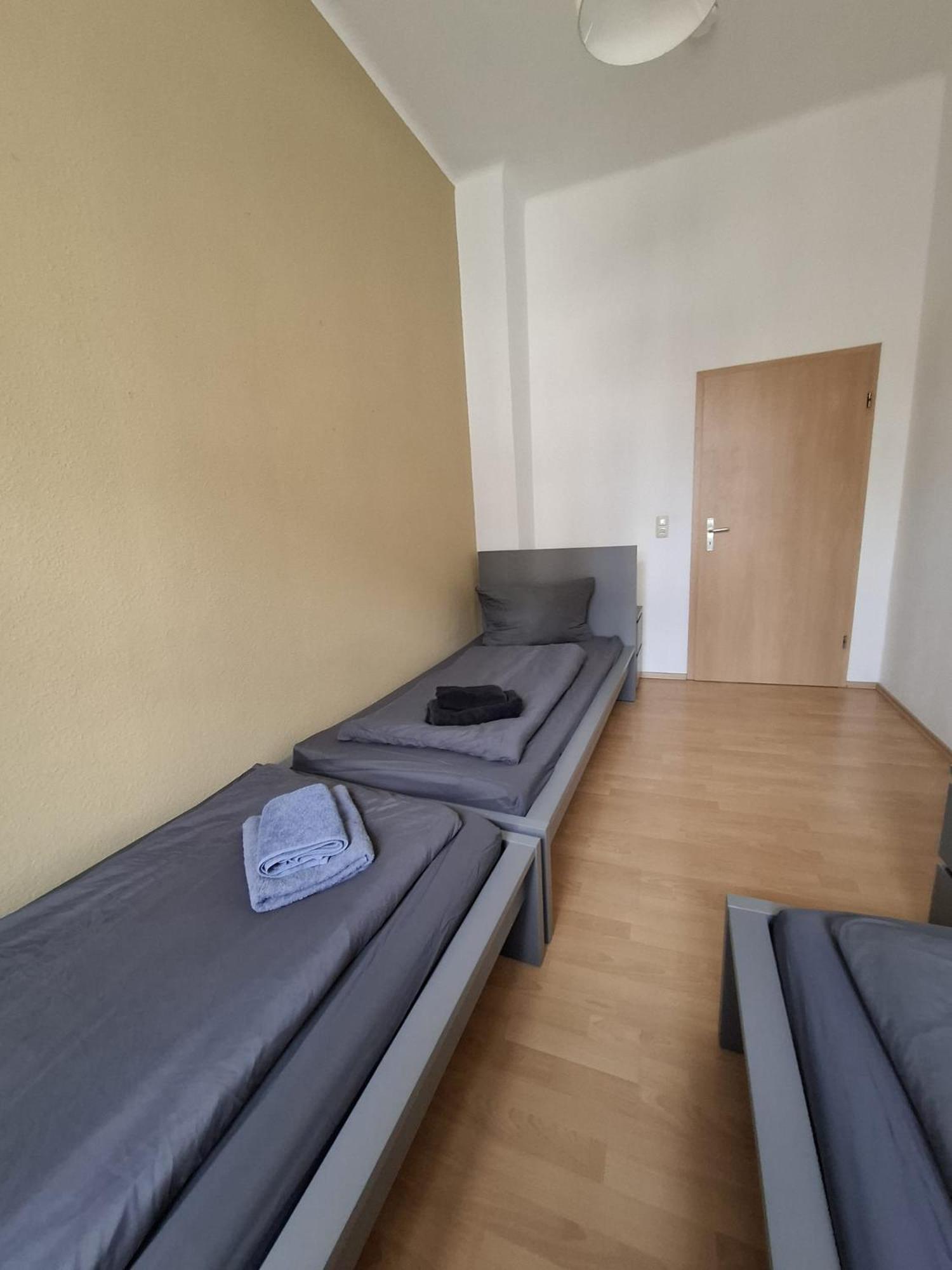 Altbauwohnung Direkt An Der Karli Mit Balkon - Netflix Inklusive Leipzig Exterior photo